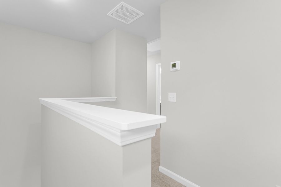 Spacious, unfurnished interior of a new home in Central Creek, Goose Creek (Image 31).
