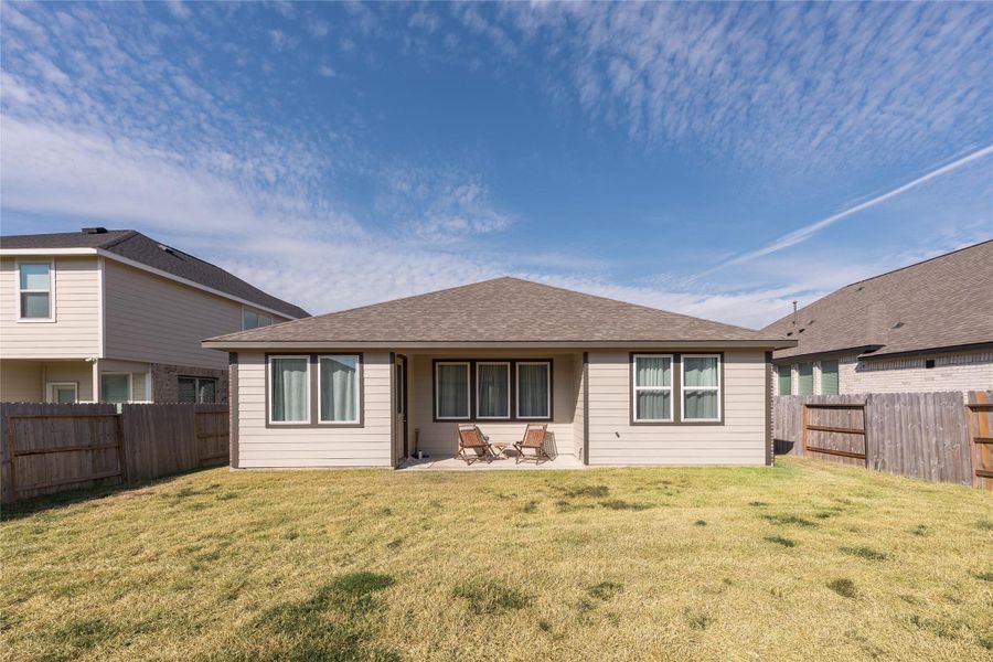 Exterior details and patio area of a home in Dellrose, Hockley (Image 2). Exterior details and patio area of a home in Dellrose, Hockley (Image 2).