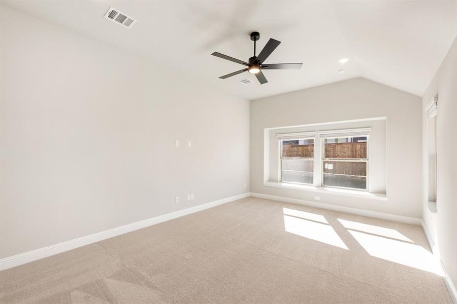 Spacious, unfurnished interior of a new home in Creekview Meadows, Pilot Point (Image 27). Spacious, unfurnished interior of a new home in Creekview Meadows, Pilot Point (Image 27).