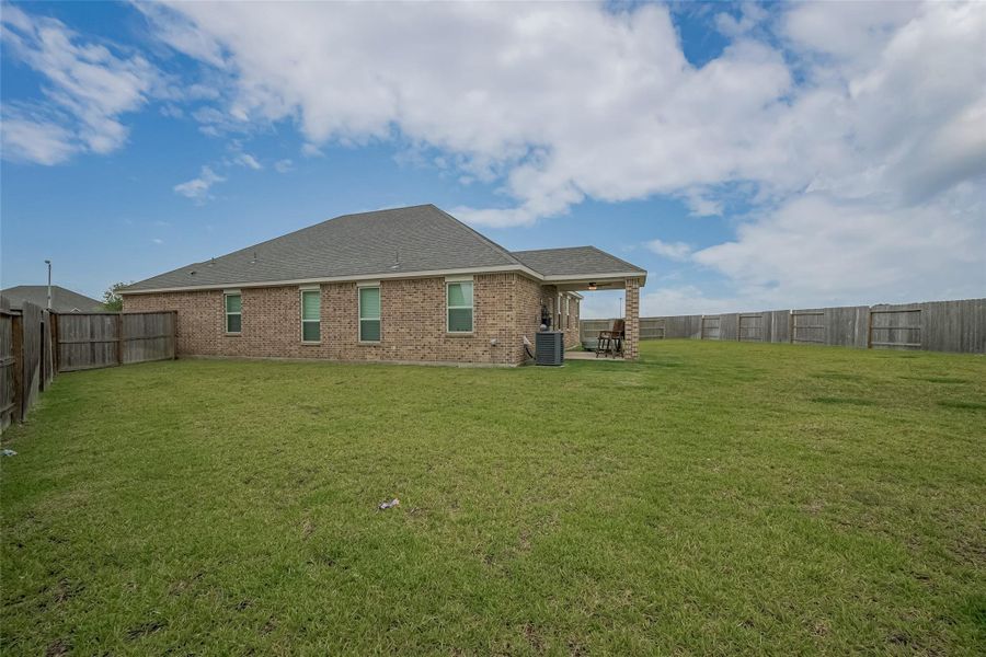 Front exterior of a new home in , Santa Fe, TX, highlighting curb appeal (Image 19). Front exterior of a new home in , Santa Fe, TX, highlighting curb appeal (Image 19).