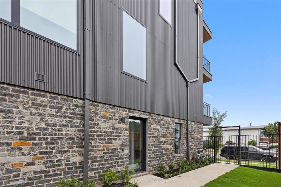 Front exterior of a new home in , Dallas, TX, highlighting curb appeal (Image 2). Front exterior of a new home in , Dallas, TX, highlighting curb appeal (Image 2).