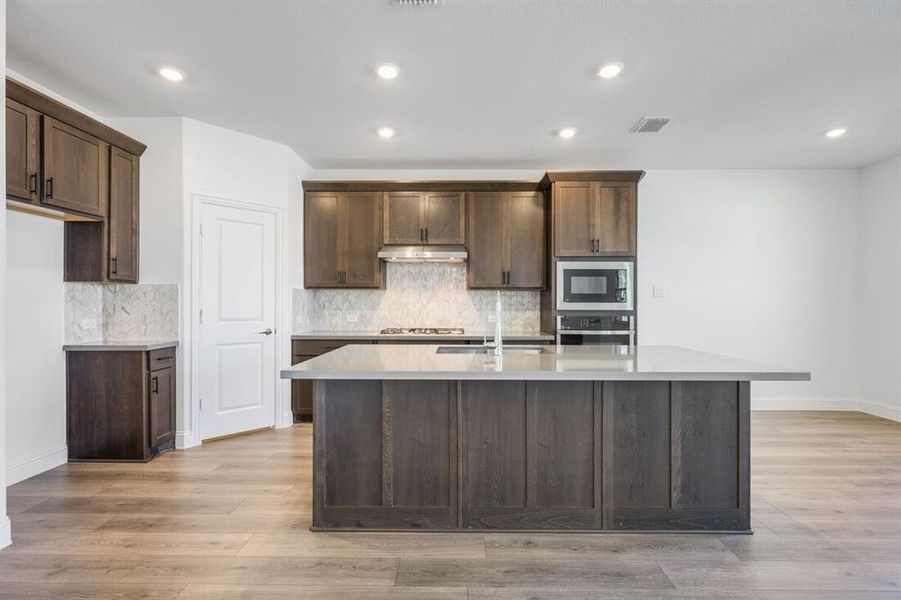 3321 Little Bluestem Road ~ Ready Now 3321 Little Bluestem Road ~ Ready Now