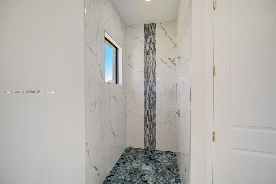 Furnished interior view inside a new home in , Lehigh Acres (Image 7).