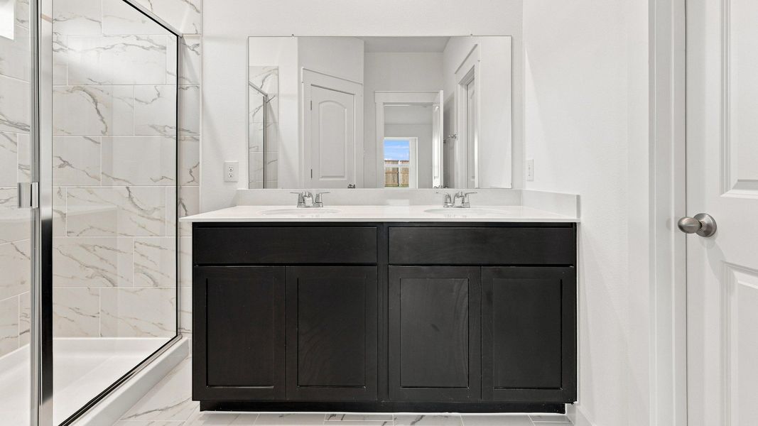 Furnished interior view inside a new home in Walden Pond, Forney (Image 37).
