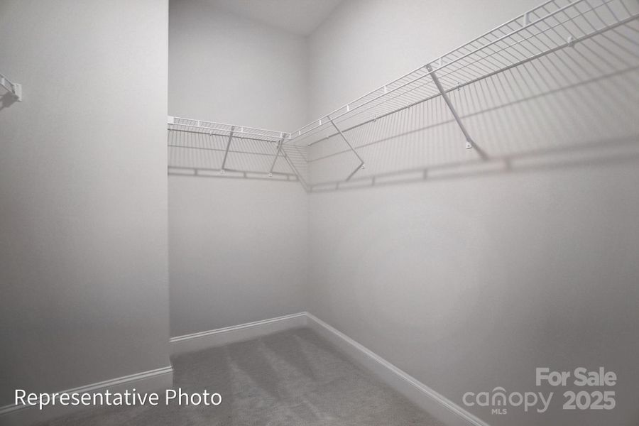 Spacious, unfurnished interior of a new home in Harmony, Harrisburg (Image 14).