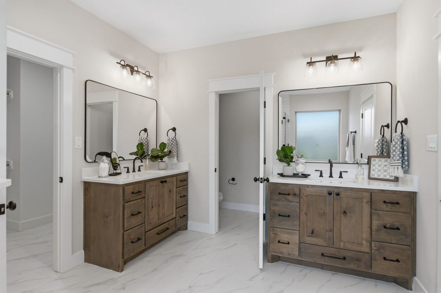 Furnished interior view inside a new home in Windmill Hill, Bryan (Image 8).