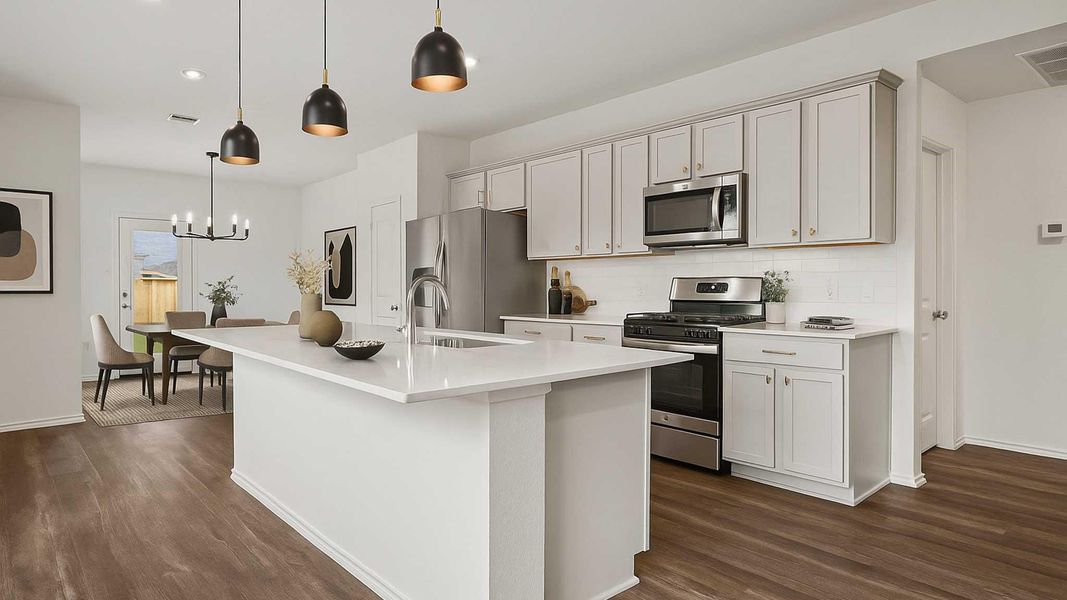 Image 12 of a home in Sunterra. Image 12 of a home in Sunterra.