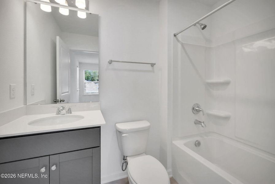 Furnished interior view inside a new home in Jennings Farm, Middleburg (Image 5).