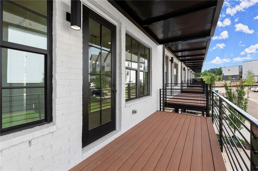 Exterior details and patio area of a home in , Alpharetta (Image 25).