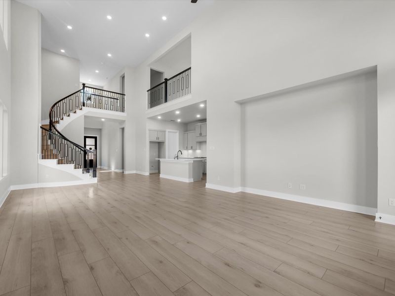 Spacious, unfurnished interior of a new home in Pecan Ridge, Fulshear (Image 14).