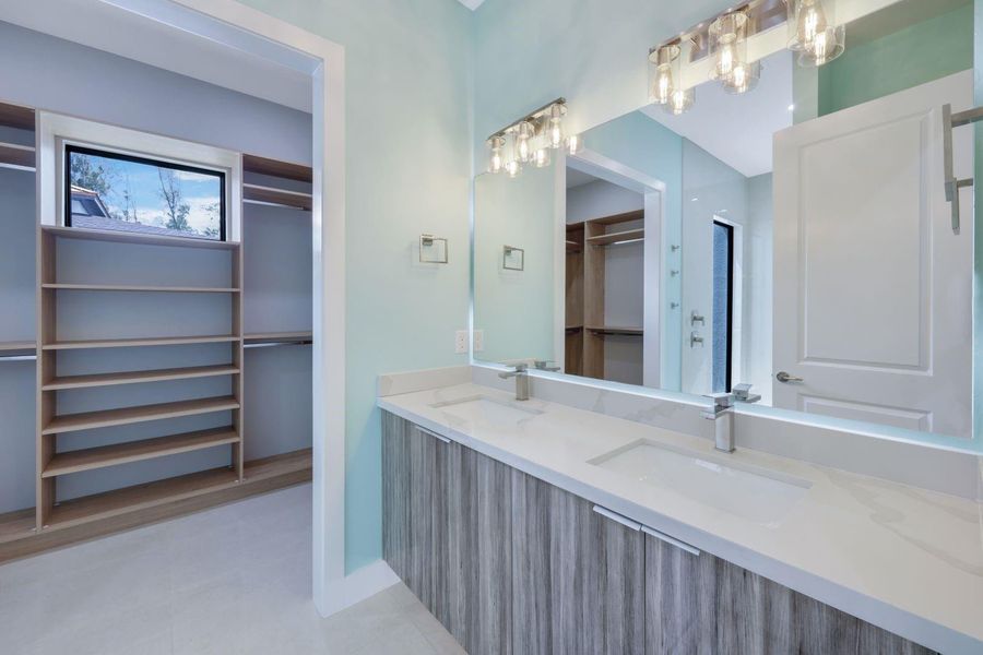 Furnished interior view inside a new home in , Cape Coral (Image 10).