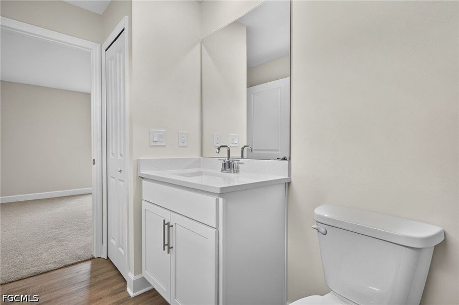 Furnished interior view inside a new home in Cape Coral, Cape Coral (Image 6).