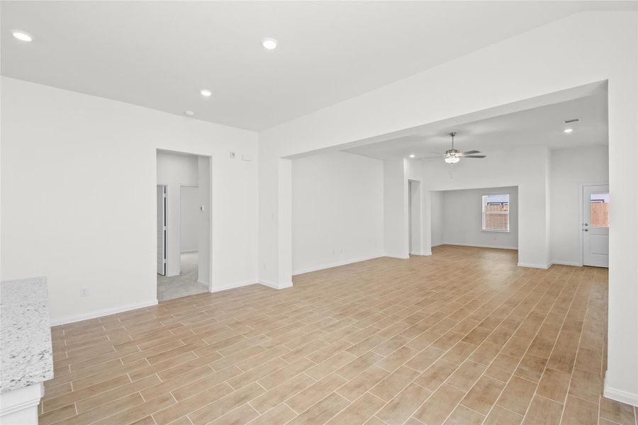 Spacious, unfurnished interior of a new home in Harmony Cove, Humble (Image 27). Spacious, unfurnished interior of a new home in Harmony Cove, Humble (Image 27).