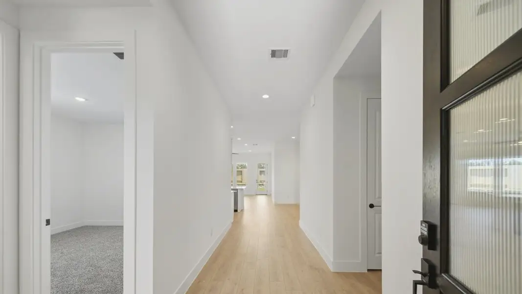 Spacious, unfurnished interior of a new home in Mill Creek Estates, Magnolia (Image 15). Spacious, unfurnished interior of a new home in Mill Creek Estates, Magnolia (Image 15).