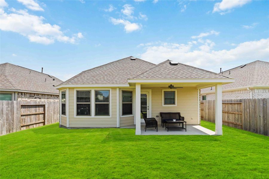 Front exterior of a new home in Marvida, Cypress, TX, highlighting curb appeal (Image 21). Front exterior of a new home in Marvida, Cypress, TX, highlighting curb appeal (Image 21).