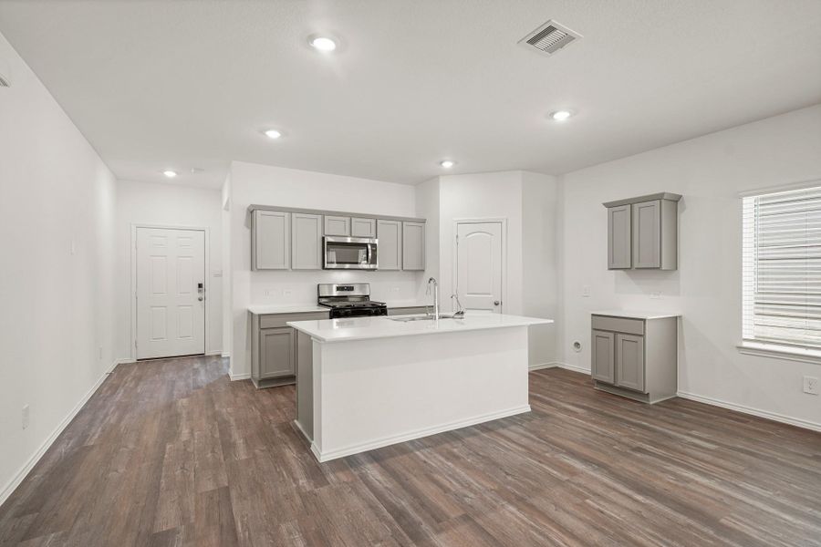 Furnished interior view inside a new home in Grand Pines, Magnolia (Image 6). Furnished interior view inside a new home in Grand Pines, Magnolia (Image 6).