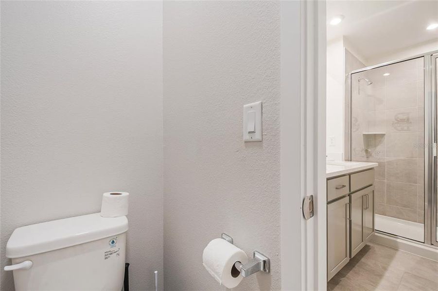 Furnished interior view inside a new home in , Kissimmee (Image 6).
