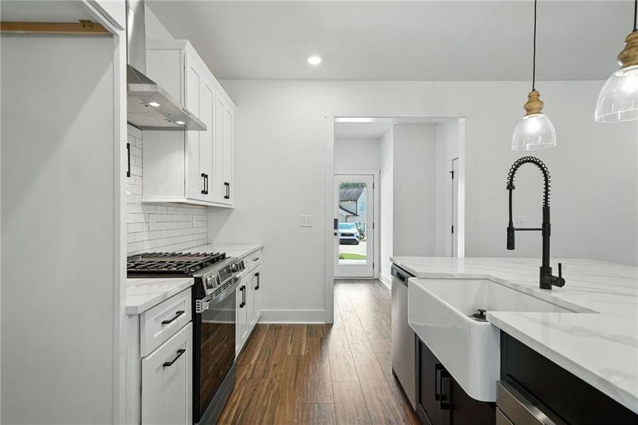 Furnished interior view inside a new home in Ferguson Corners, Emerson (Image 8).