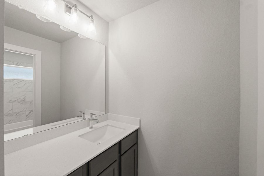 Furnished interior view inside a new home in Briarwood Crossing, Rosenberg (Image 8).