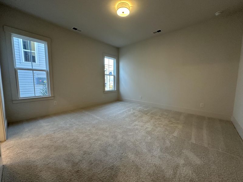 Spacious, unfurnished interior of a new home in Nexton, Summerville (Image 17).