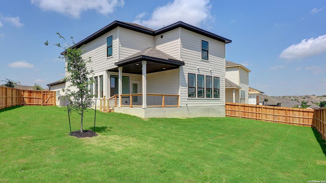 Exterior details and patio area of a home in Ladera, San Antonio (Image 24).