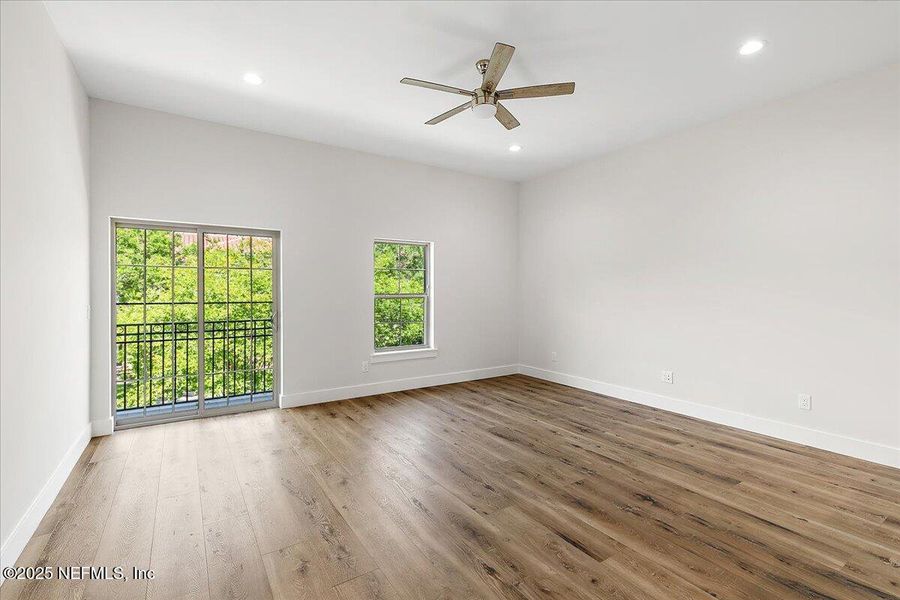 Spacious, unfurnished interior of a new home in , Jacksonville (Image 27). Spacious, unfurnished interior of a new home in , Jacksonville (Image 27).