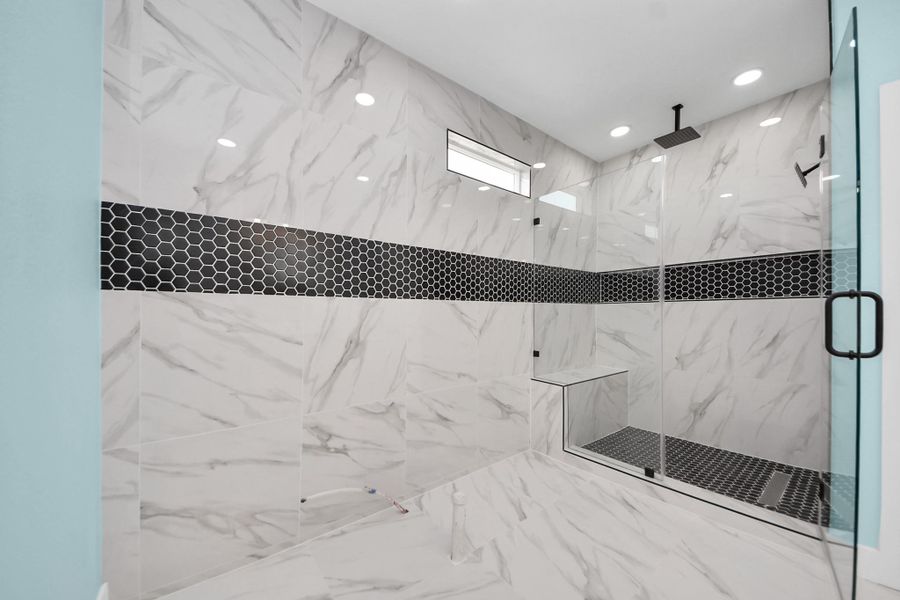 Furnished interior view inside a new home in , Dickinson (Image 37).