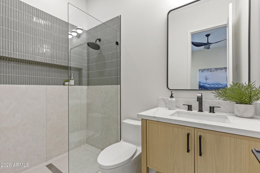 Bed 1 ensuite Bed 1 ensuite