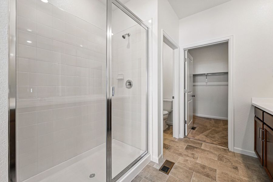 Image 32 representing the The Castlewood by Taylor Morrison in The Aurora Highlands Landmark Collection, Aurora, CO.