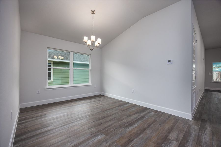 Spacious, unfurnished interior of a new home in Kirkland Farms, Alachua (Image 20).