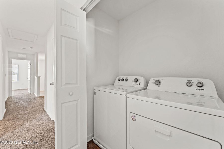 Furnished interior view inside a new home in , Middleburg (Image 10).