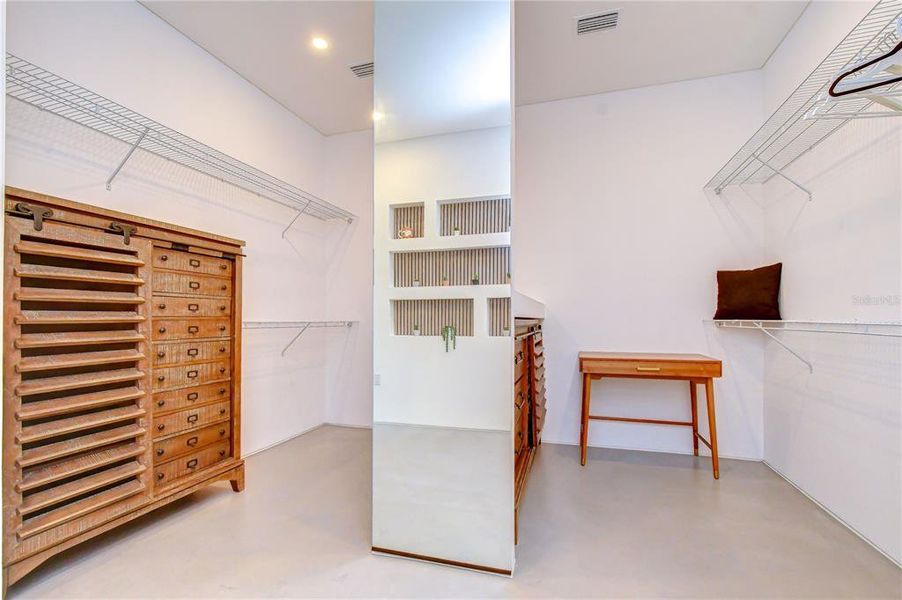 Furnished interior view inside a new home in , Tampa (Image 17).