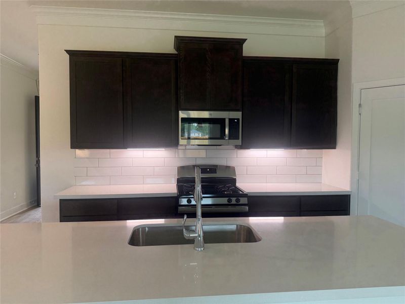 Close-up of interior finishes inside a home in Lexington Heights, Willis (Image 11).