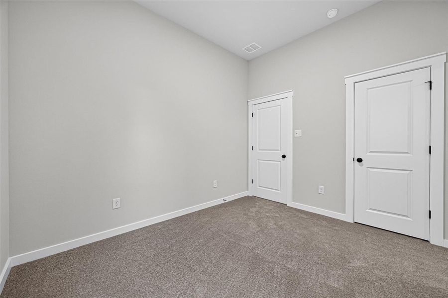 Spacious, unfurnished interior of a new home in Mostyn Springs, Magnolia (Image 39).