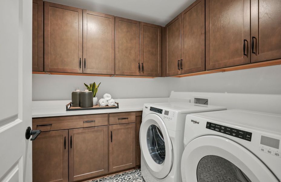 Representative interior finishes for a home built from the Riverton by Pulte Homes in Kinsdale, Lancaster (Image 21).