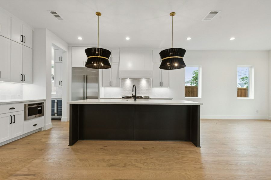 Furnished interior view inside a new home in , Dallas (Image 13).