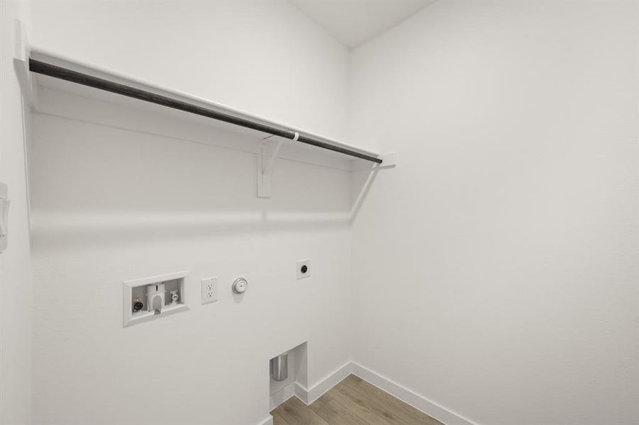 16_7625 Dakota- Utility-1