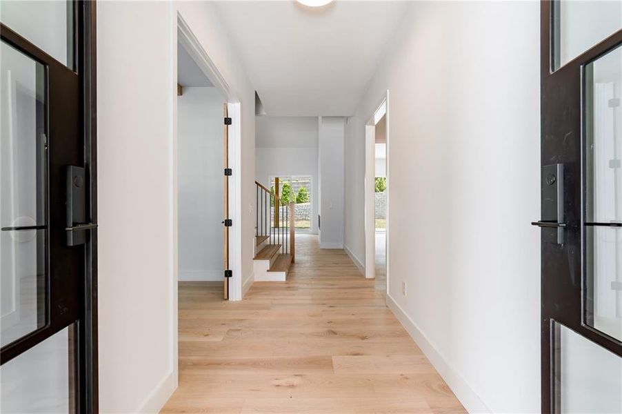 Spacious, unfurnished interior of a new home in , Gainesville (Image 45).