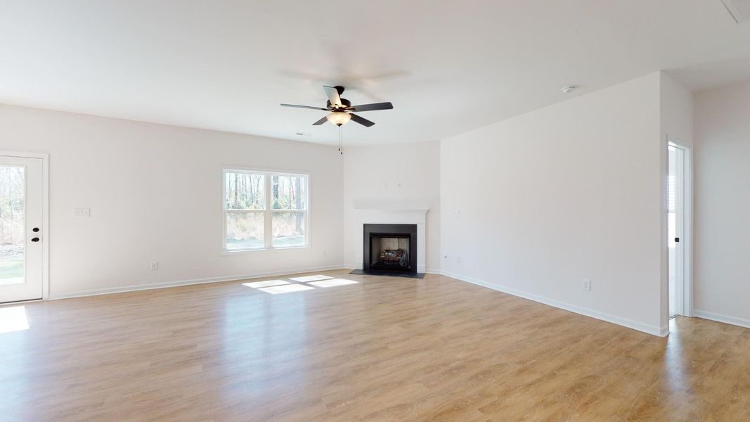 Representative unfurnished interior of a home built from the Catherine A by JC Jackson Homes,LLC in Heritage Pointe, Newport (Image 47).