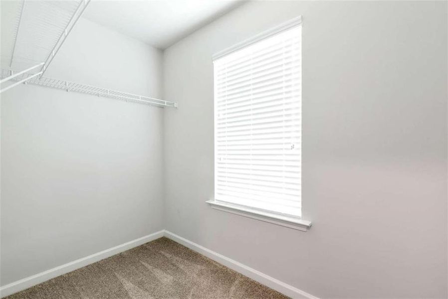 Image 40 of a home in .