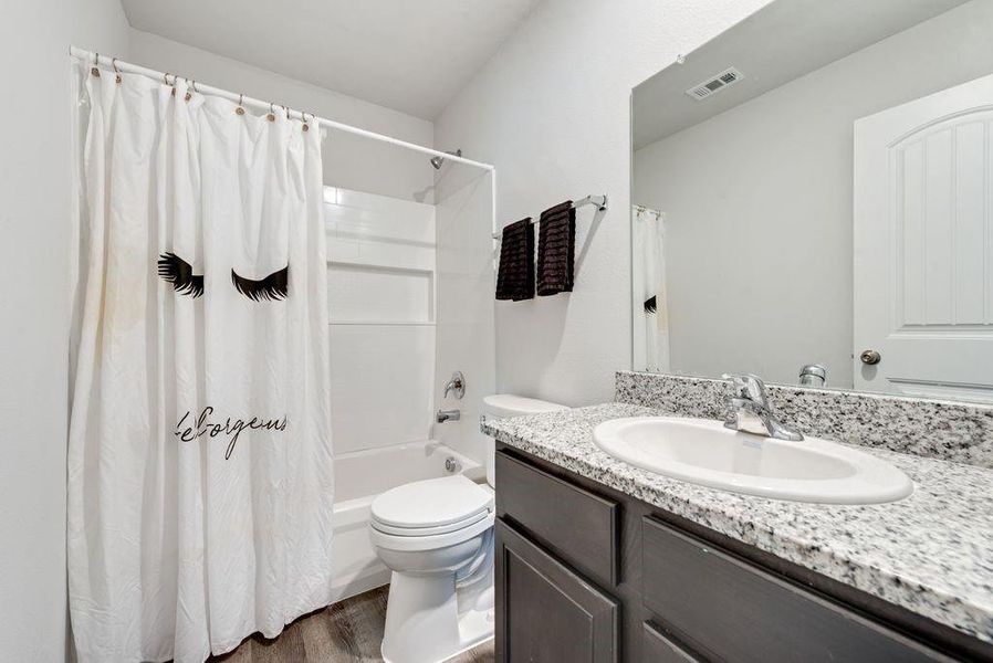 Furnished interior view inside a new home in Enchanted Bay, Fort Worth (Image 4). Furnished interior view inside a new home in Enchanted Bay, Fort Worth (Image 4).