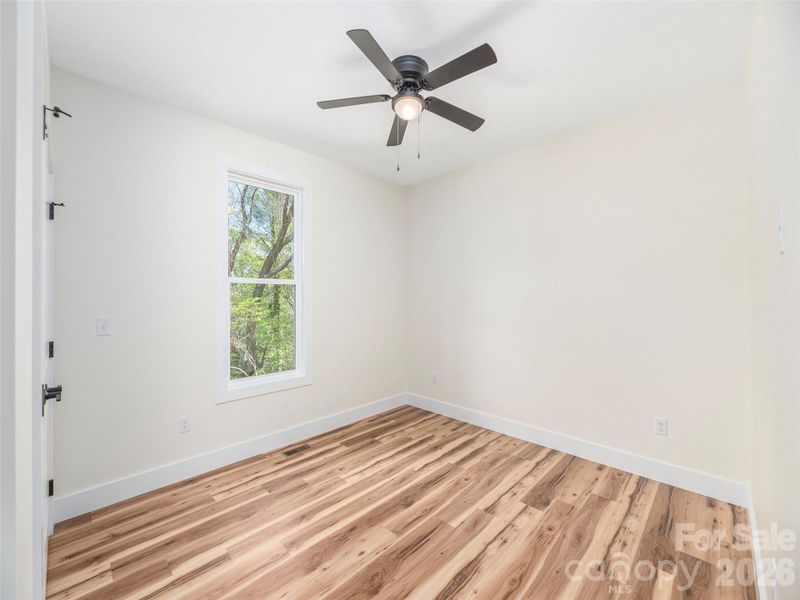 Spacious, unfurnished interior of a new home in , Leicester (Image 17).