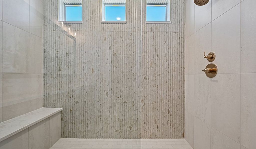 Darius-D786-Legacy Bathroom