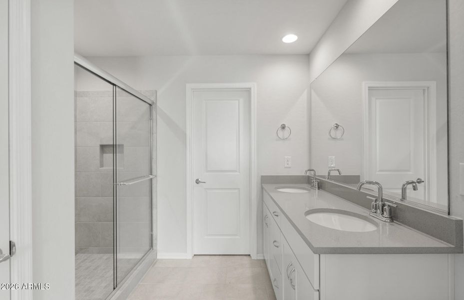 Owner's Bathroom Owner's Bathroom