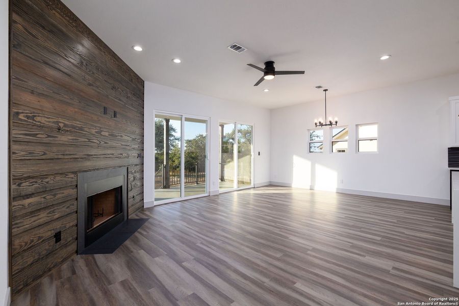 Spacious, unfurnished interior of a new home in , Fischer (Image 31).