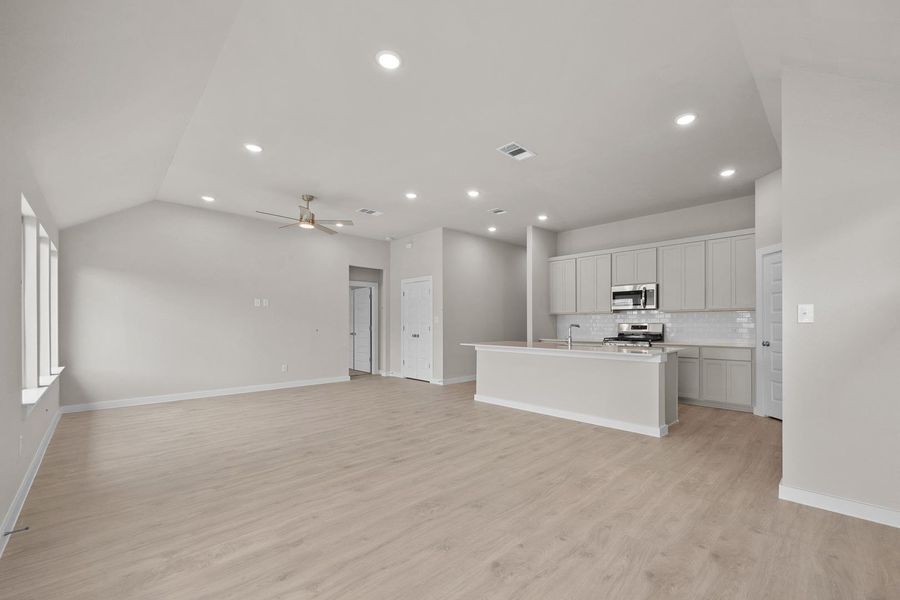 Spacious, unfurnished interior of a new home in Prairie Winds, Hutto (Image 14). Spacious, unfurnished interior of a new home in Prairie Winds, Hutto (Image 14).
