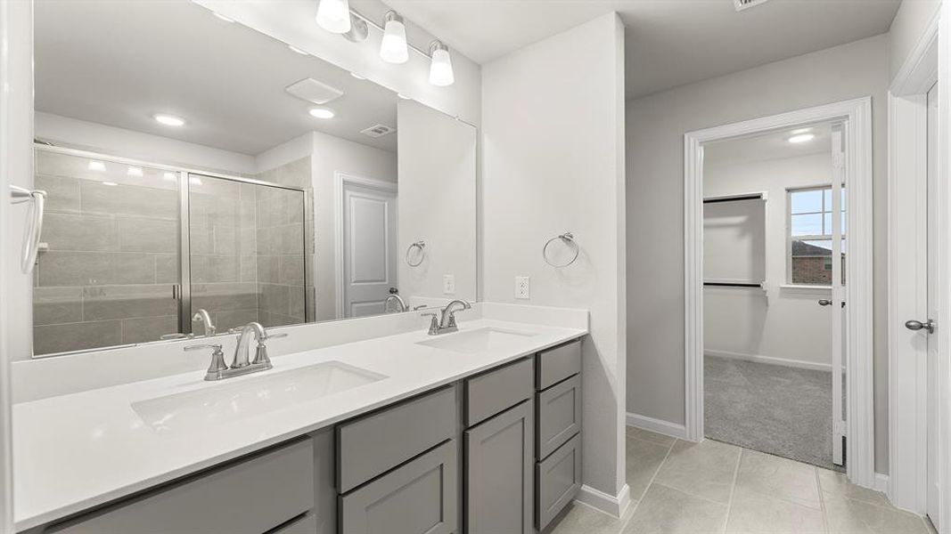 20. 2508 Yo Ranch - Bath