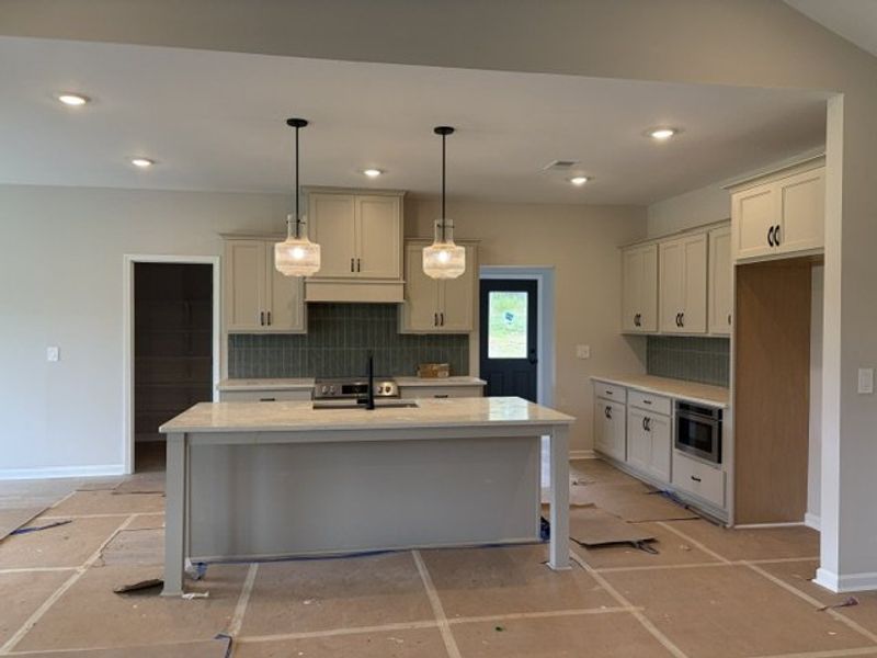 Image 16 of a home in Blackwelder Bluff. Image 16 of a home in Blackwelder Bluff.