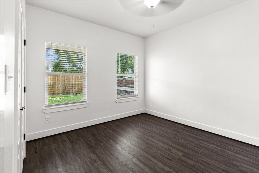 Spacious, unfurnished interior of a new home in , Houston (Image 17).