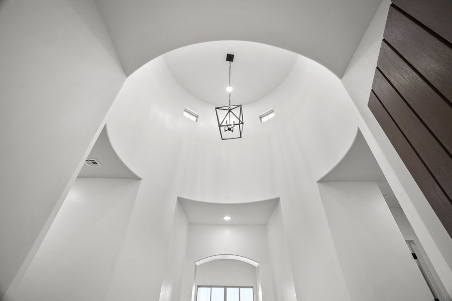 Representative interior finishes for a home built from the Scottsdale by LEH. Homes in Verdancia, El Paso (Image 22).